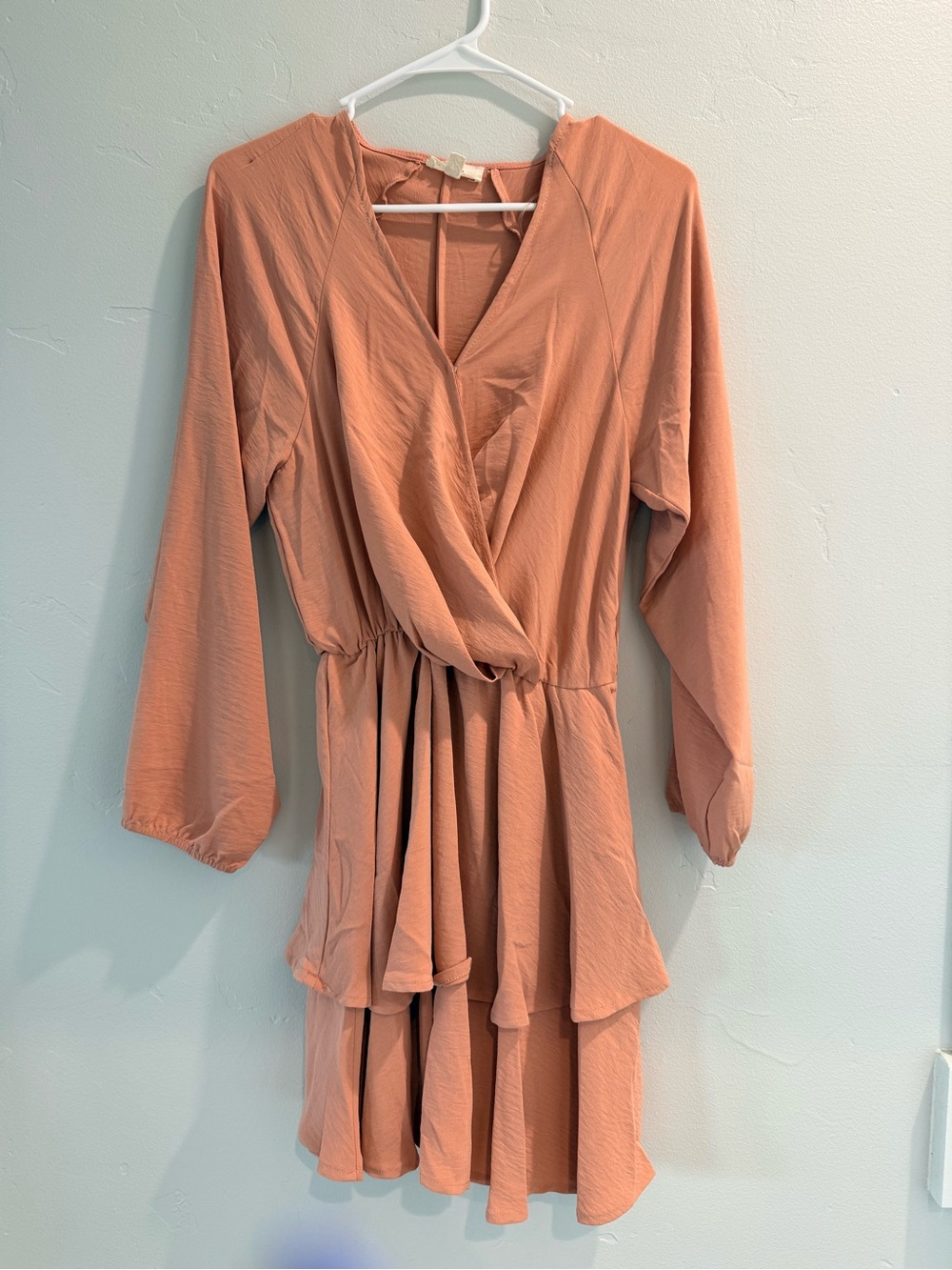 entro Peach Wrap-Front Long-Sleeve Tiered Mini Dress